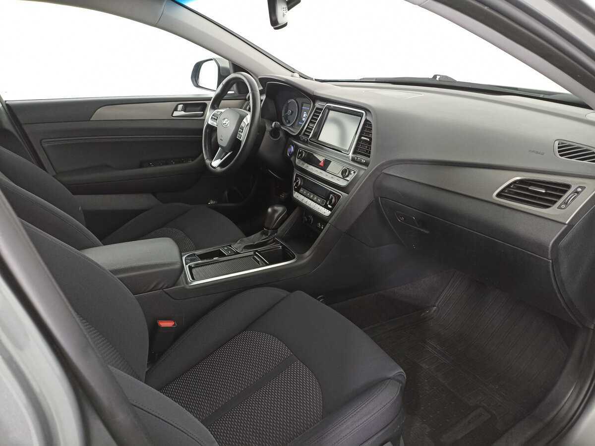 Hyundai Sonata 2018 года с пробегом. Фото: #8