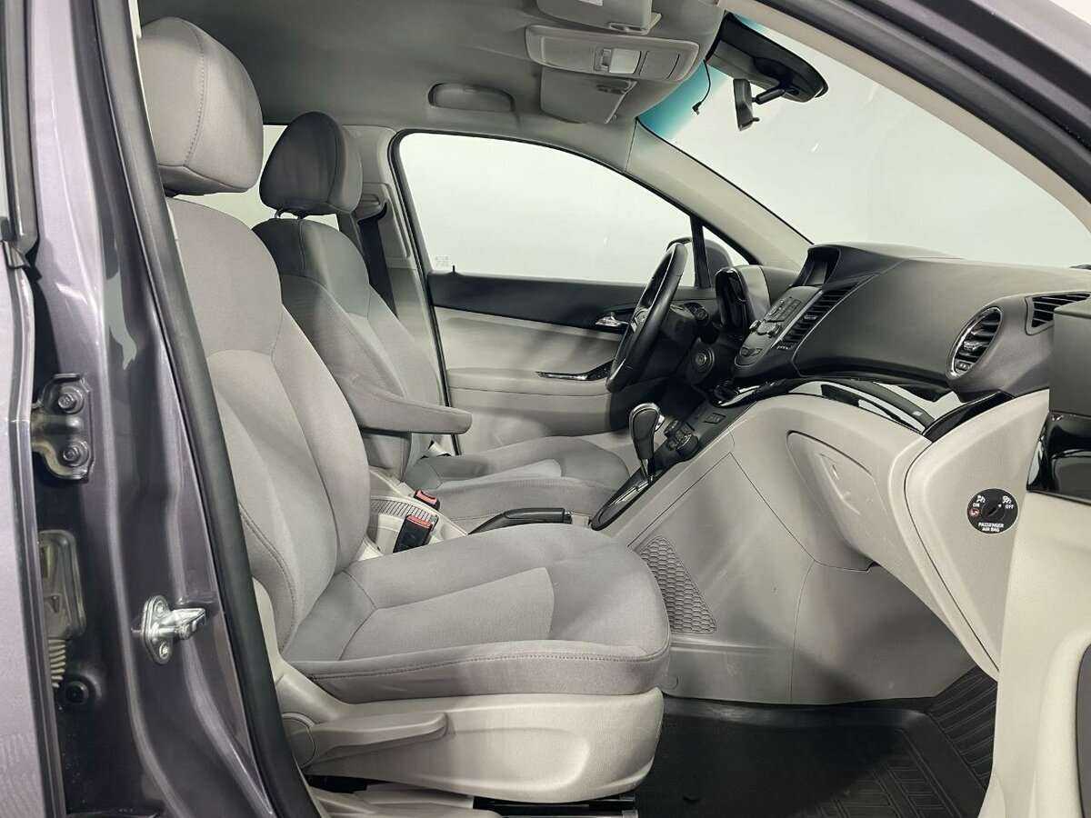 Chevrolet Orlando 2013 года с пробегом. Фото: #13