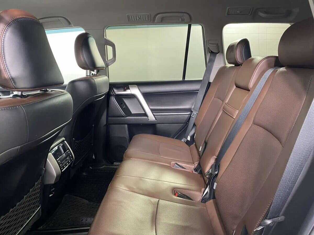 Toyota Land Cruiser Prado 2020 года с пробегом. Фото: #9