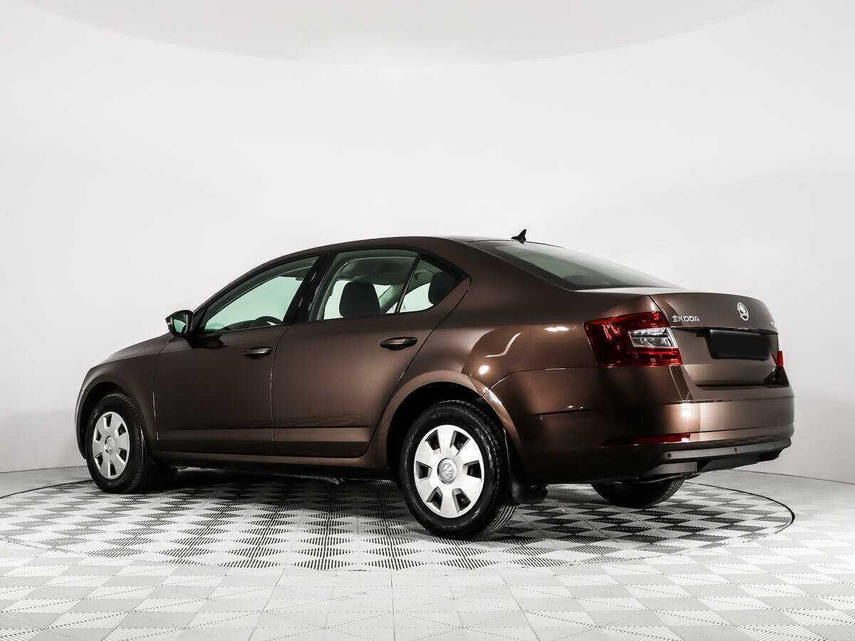 Skoda Octavia 2017 года с пробегом. Фото: #6