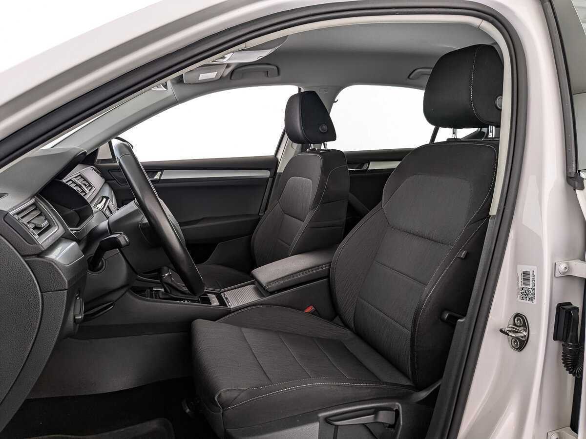 Skoda Superb 2017 года с пробегом. Фото: #19