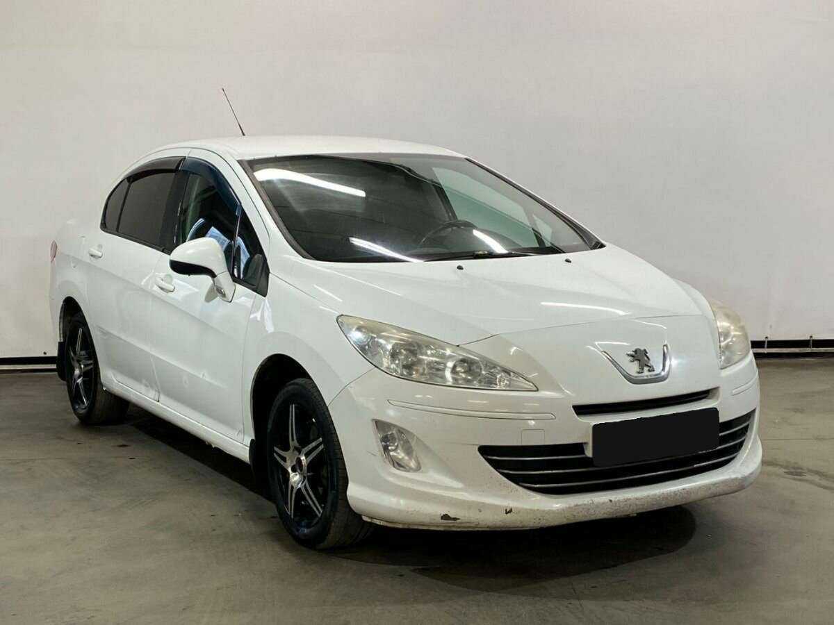 Peugeot 408 2012 года с пробегом. Фото: #2