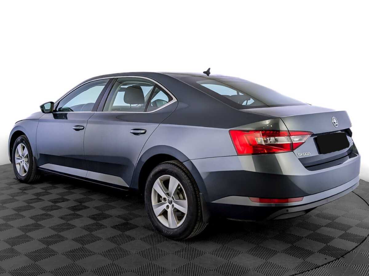 Skoda Superb 2019 года с пробегом. Фото: #6