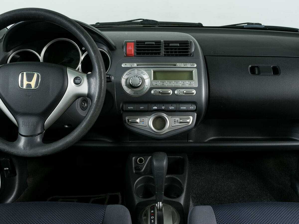Honda Jazz 2008 года с пробегом. Фото: #10