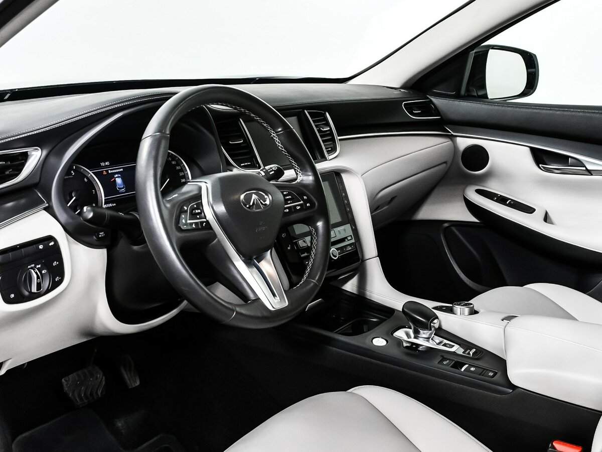 Infiniti QX50 2018 года с пробегом. Фото: #11