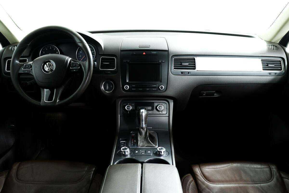 Volkswagen Touareg 2012 года с пробегом. Фото: #10