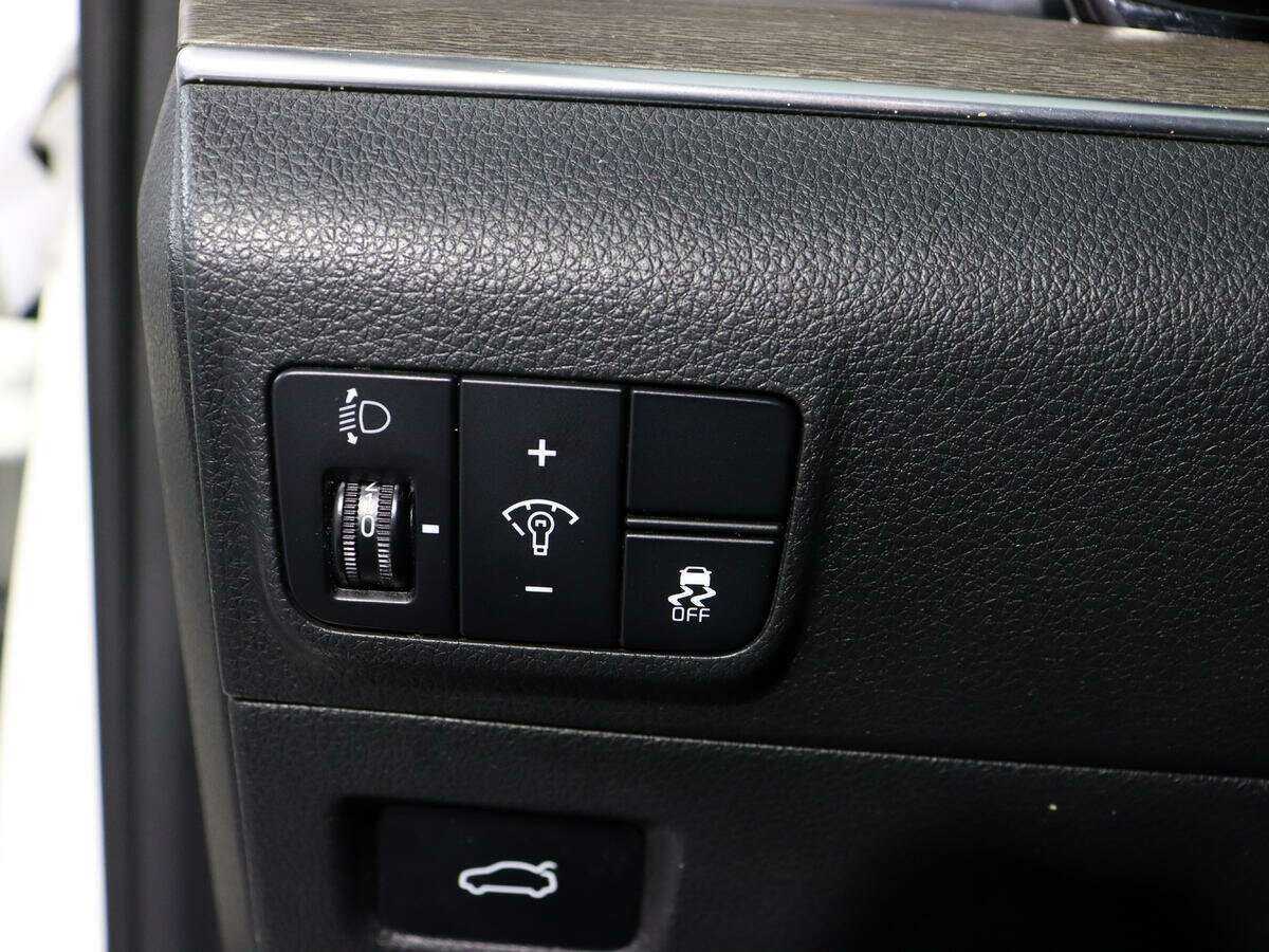 Kia K5 2020 года с пробегом. Фото: #16