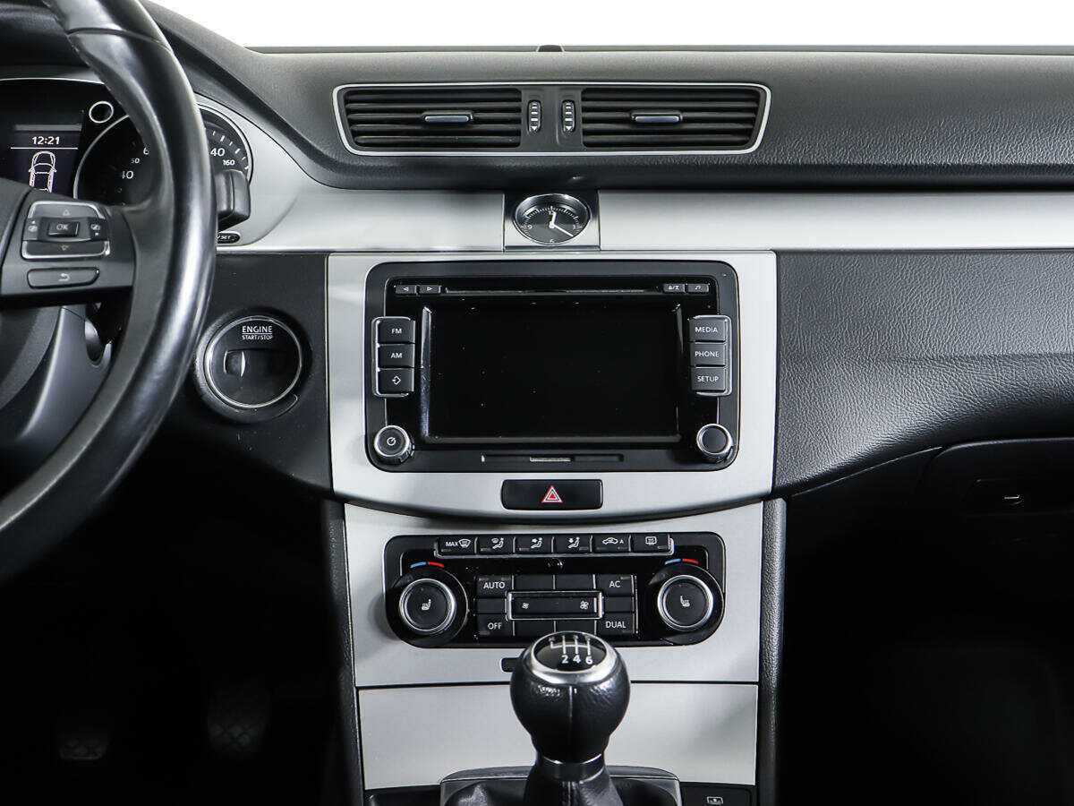 Volkswagen Passat CC 2011 года с пробегом. Фото: #11