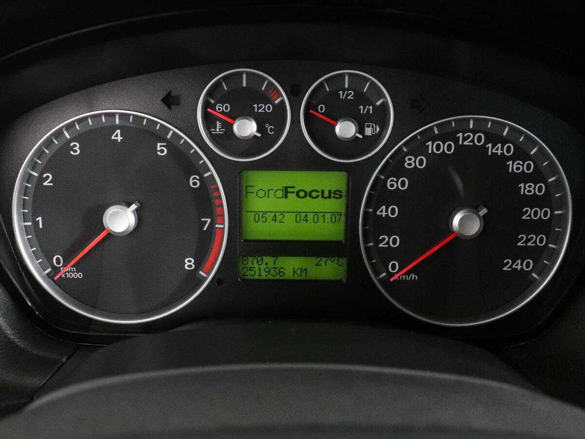 Ford Focus 2006 года с пробегом. Фото: #9