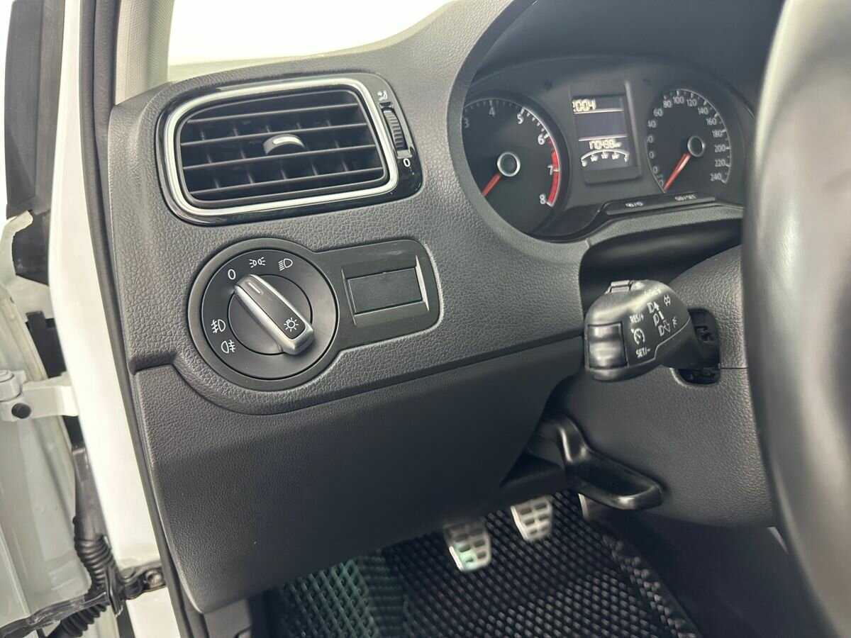 Volkswagen Polo 2018 года с пробегом. Фото: #8