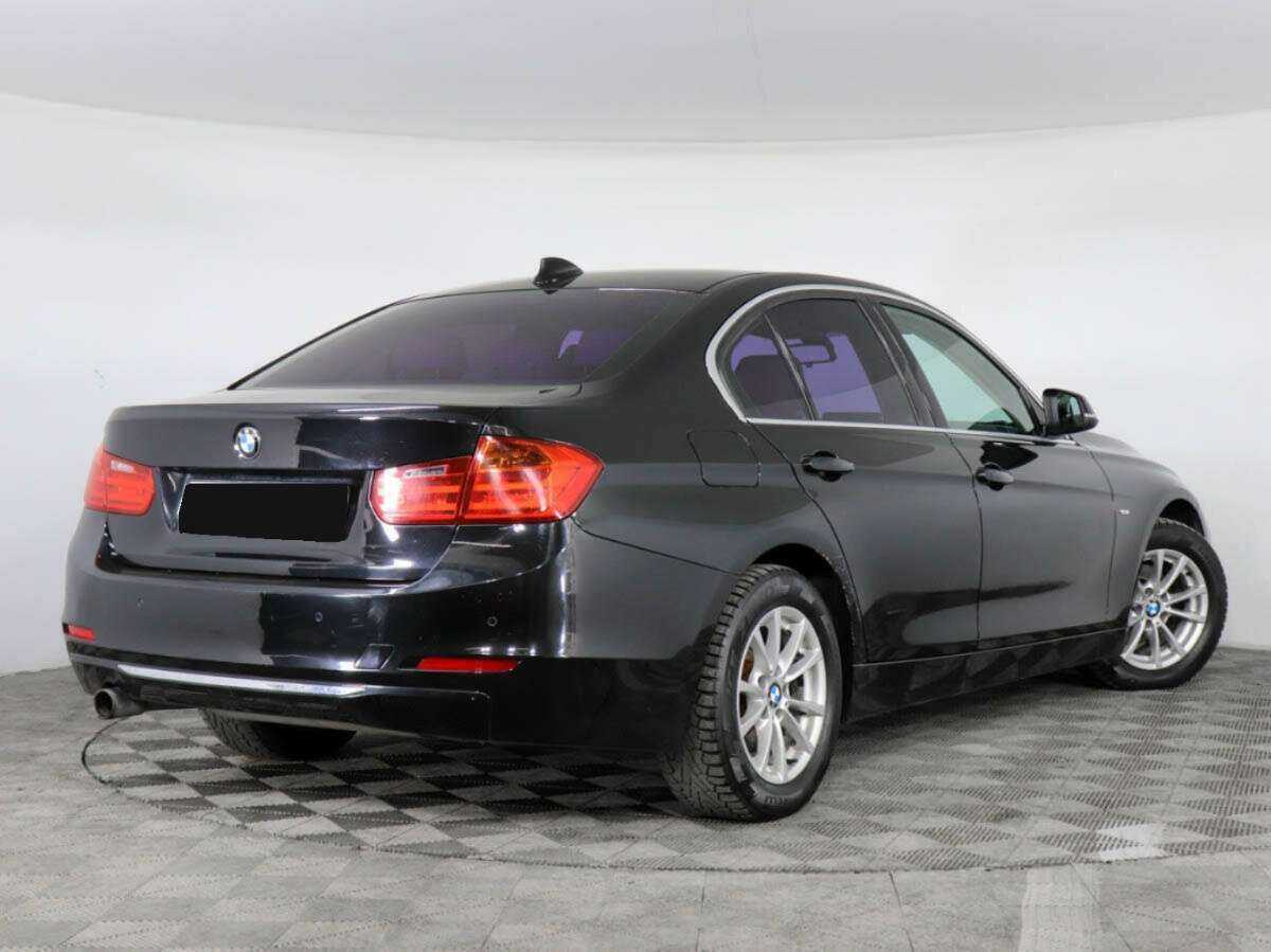 BMW 3 серии 2012 года с пробегом. Фото: #1