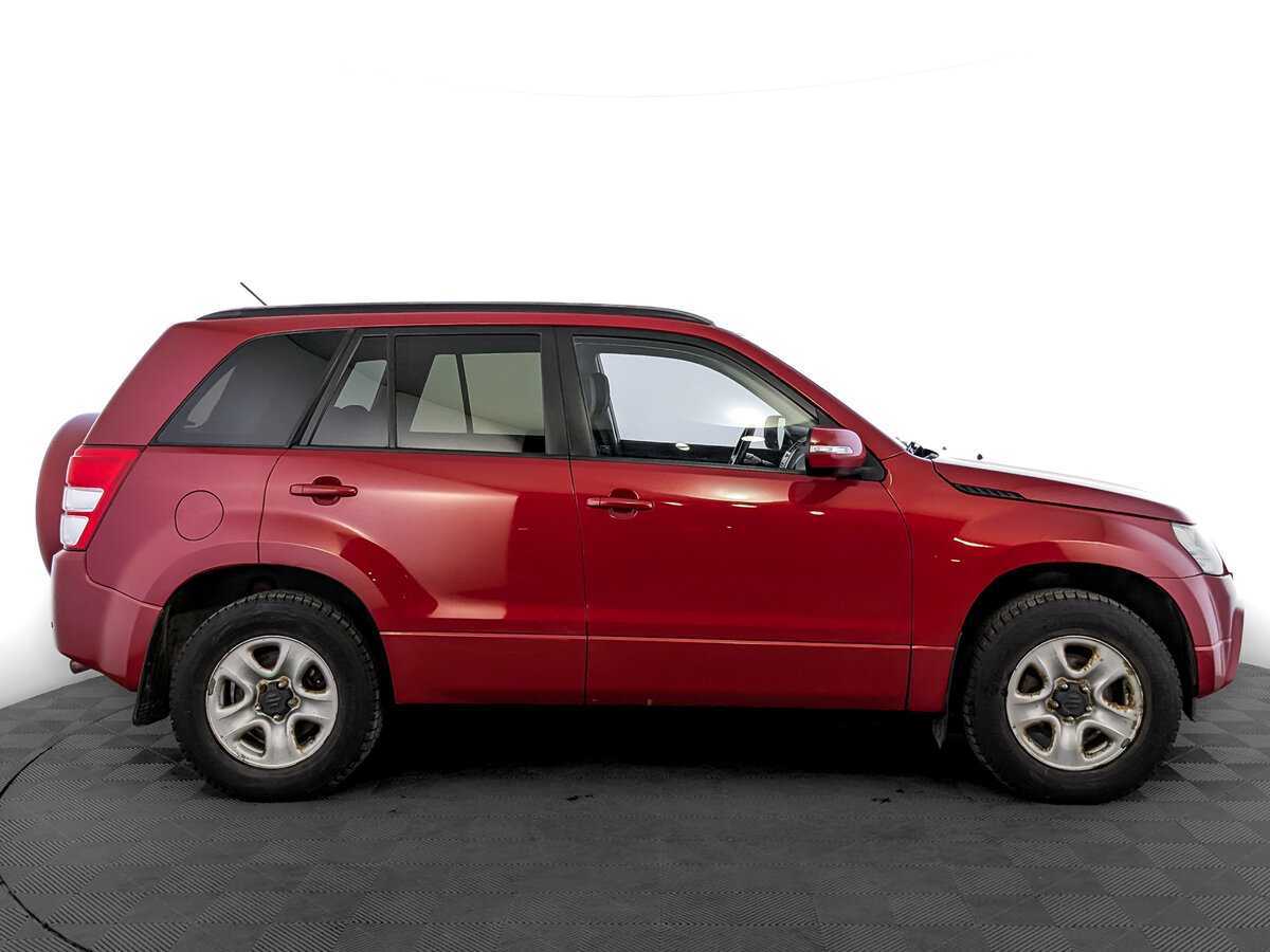 Suzuki Grand Vitara 2010 года с пробегом. Фото: #3