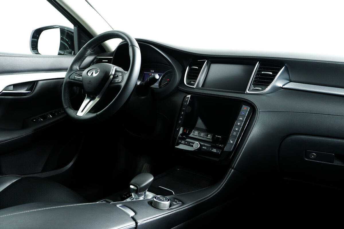 Infiniti QX50 2018 года с пробегом. Фото: #8