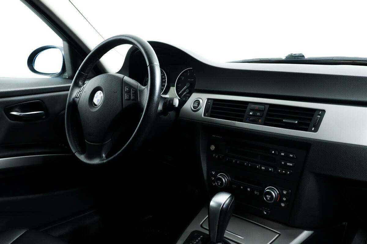 BMW 3 серии 2007 года с пробегом. Фото: #8