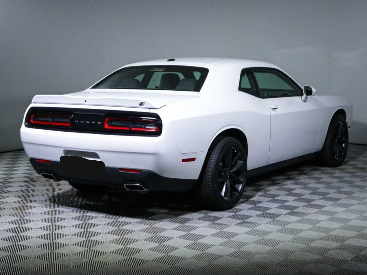 Dodge Challenger 2022 года с пробегом. Фото: #4