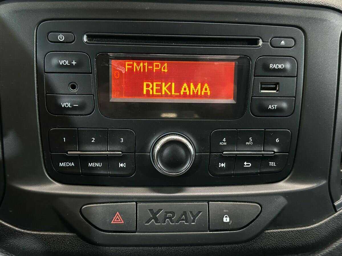 Lada (ВАЗ) XRAY 2017 года с пробегом. Фото: #13