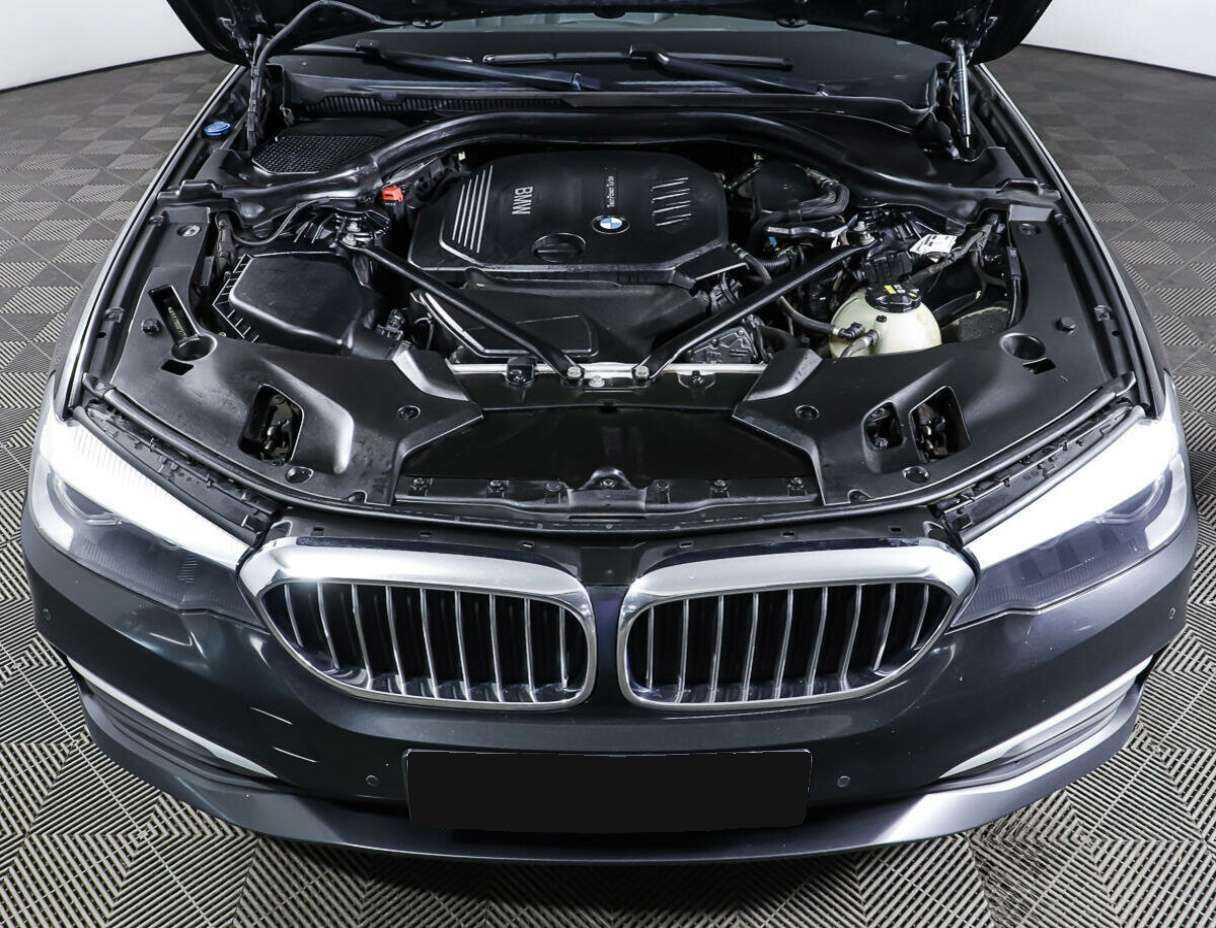 BMW 5 серии 2017 года с пробегом. Фото: #8