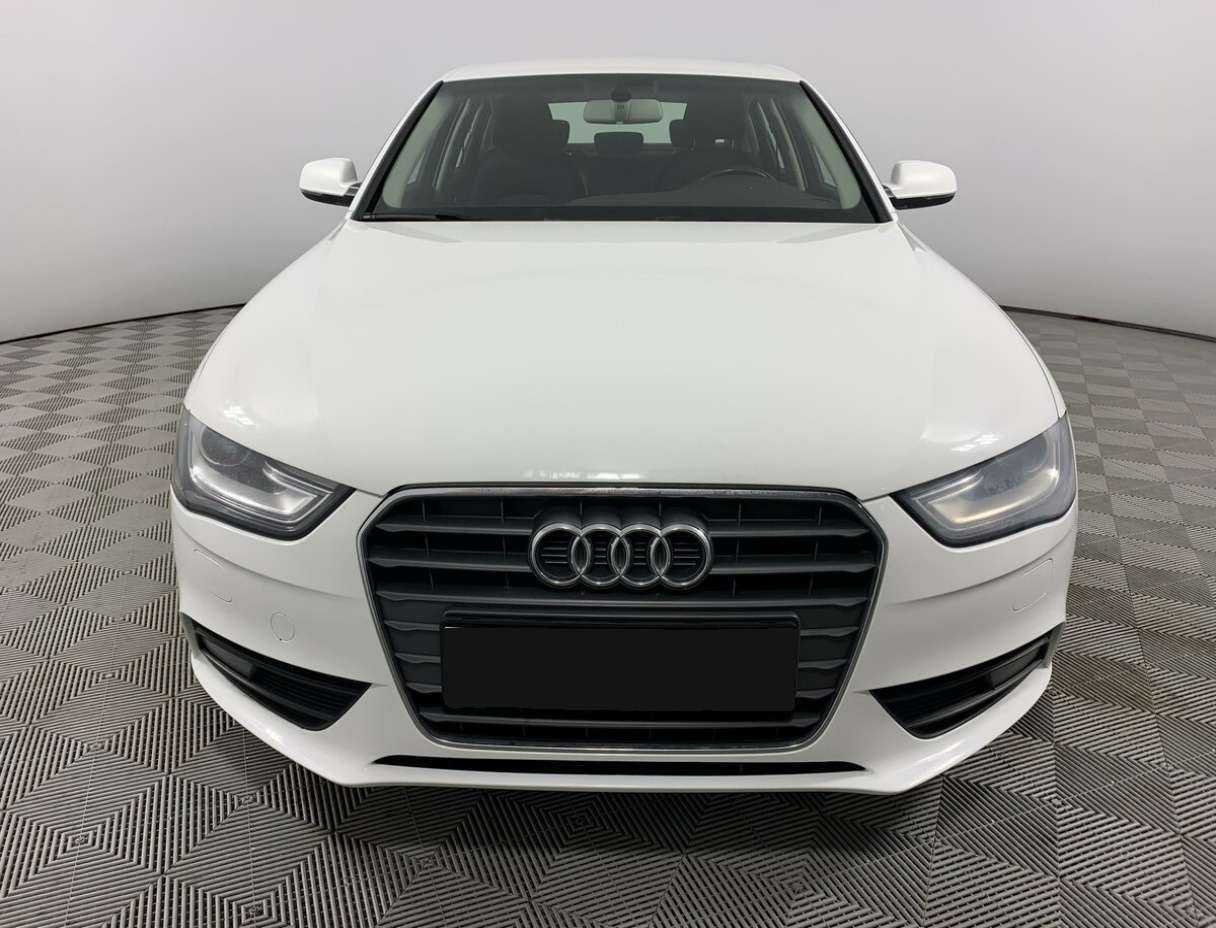 Audi A4 2013 года с пробегом. Фото: #0