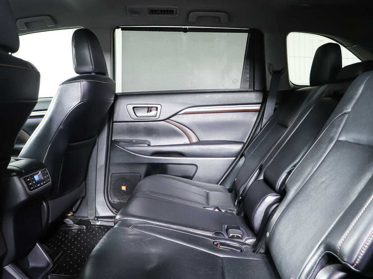 Toyota Highlander 2014 года с пробегом. Фото: #9