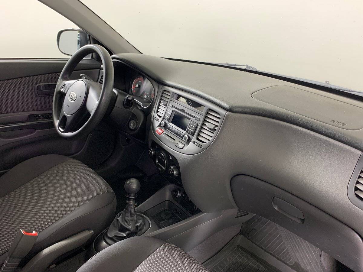 Kia Rio 2010 года с пробегом. Фото: #12