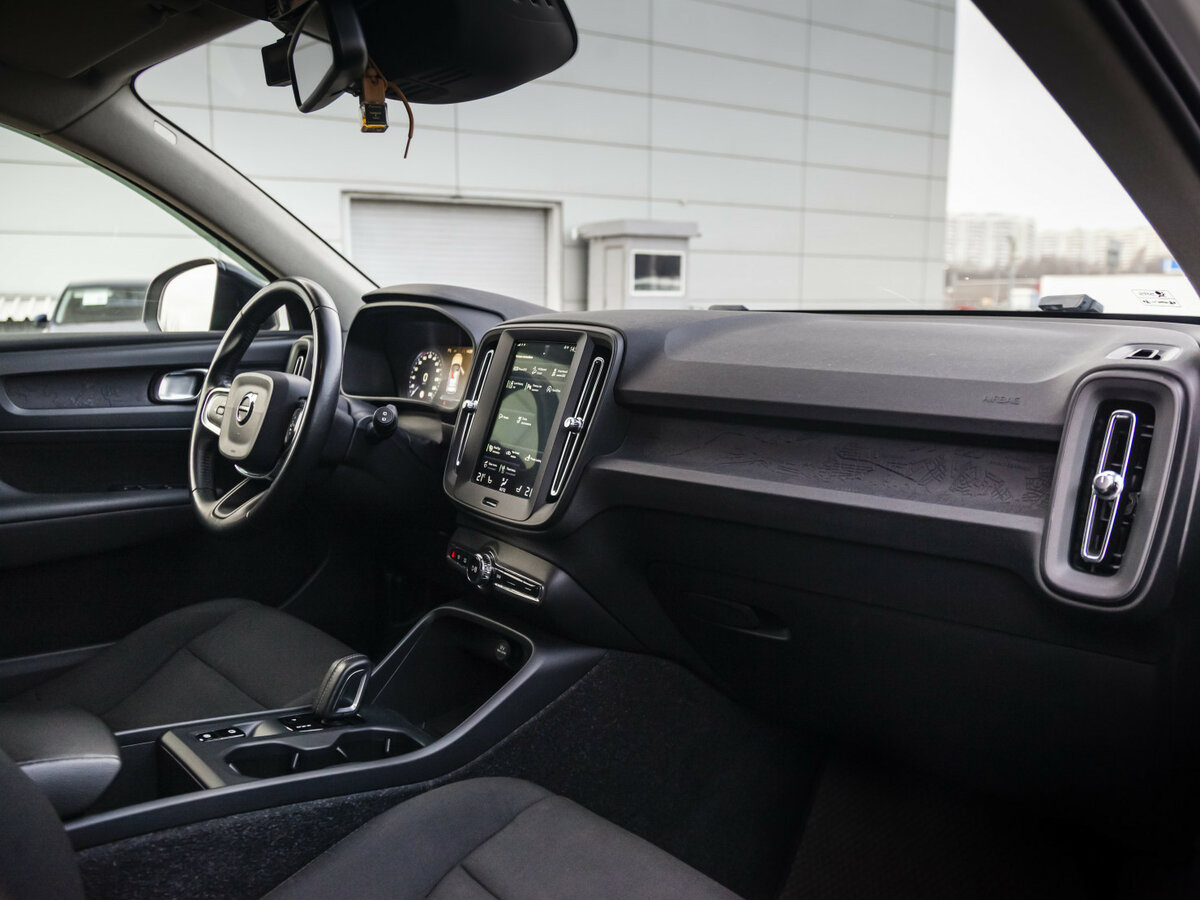 Volvo XC40 2019 года с пробегом. Фото: #10