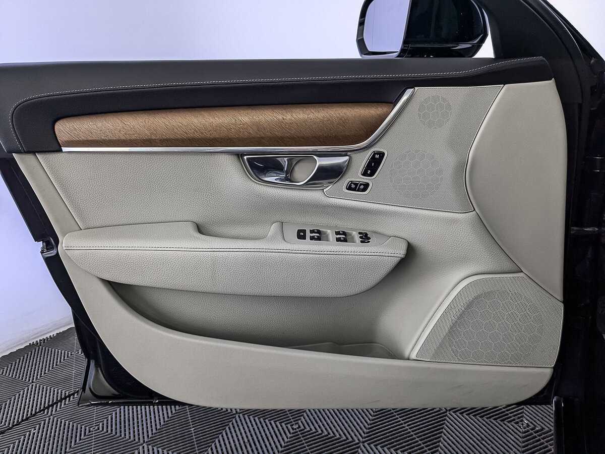 Volvo S90 2020 года с пробегом. Фото: #18