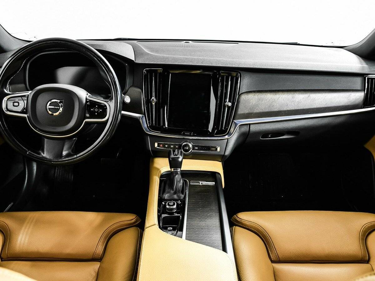 Volvo V90 Cross Country 2017 года с пробегом. Фото: #10