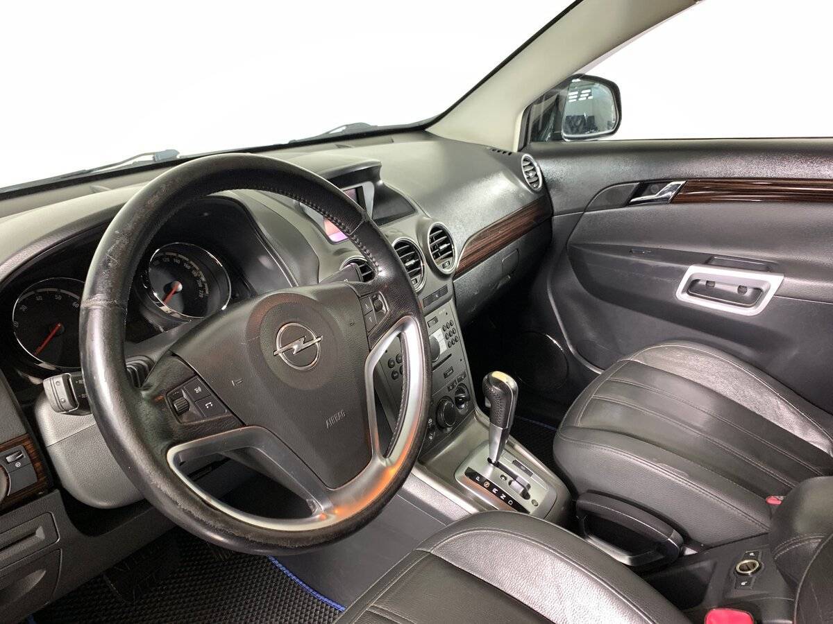 Opel Antara 2008 года с пробегом. Фото: #10