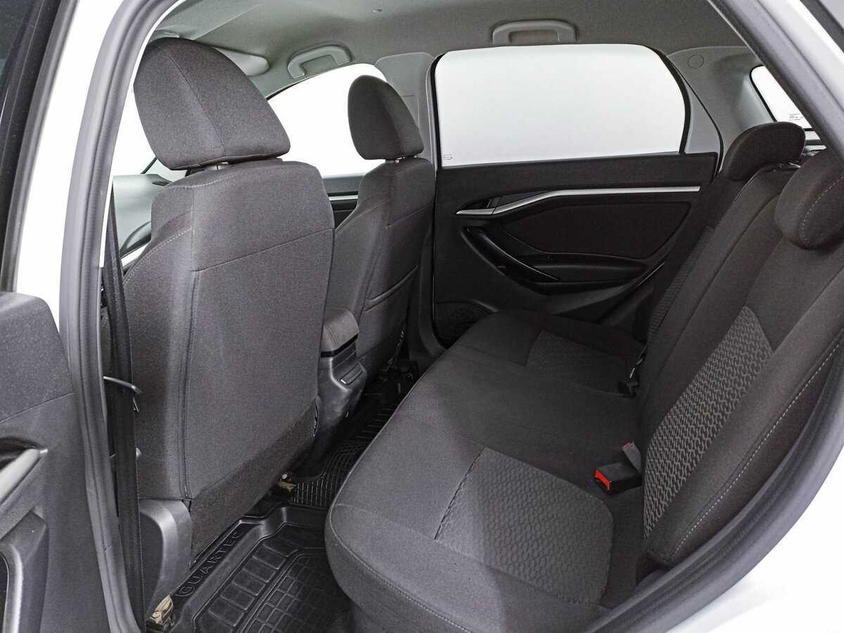 Lada (ВАЗ) Vesta 2021 года с пробегом. Фото: #9