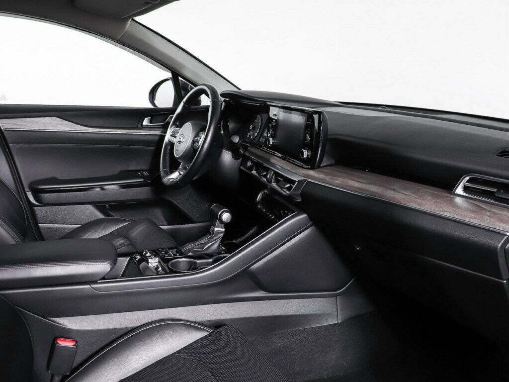 Kia K5 2020 года с пробегом. Фото: #10