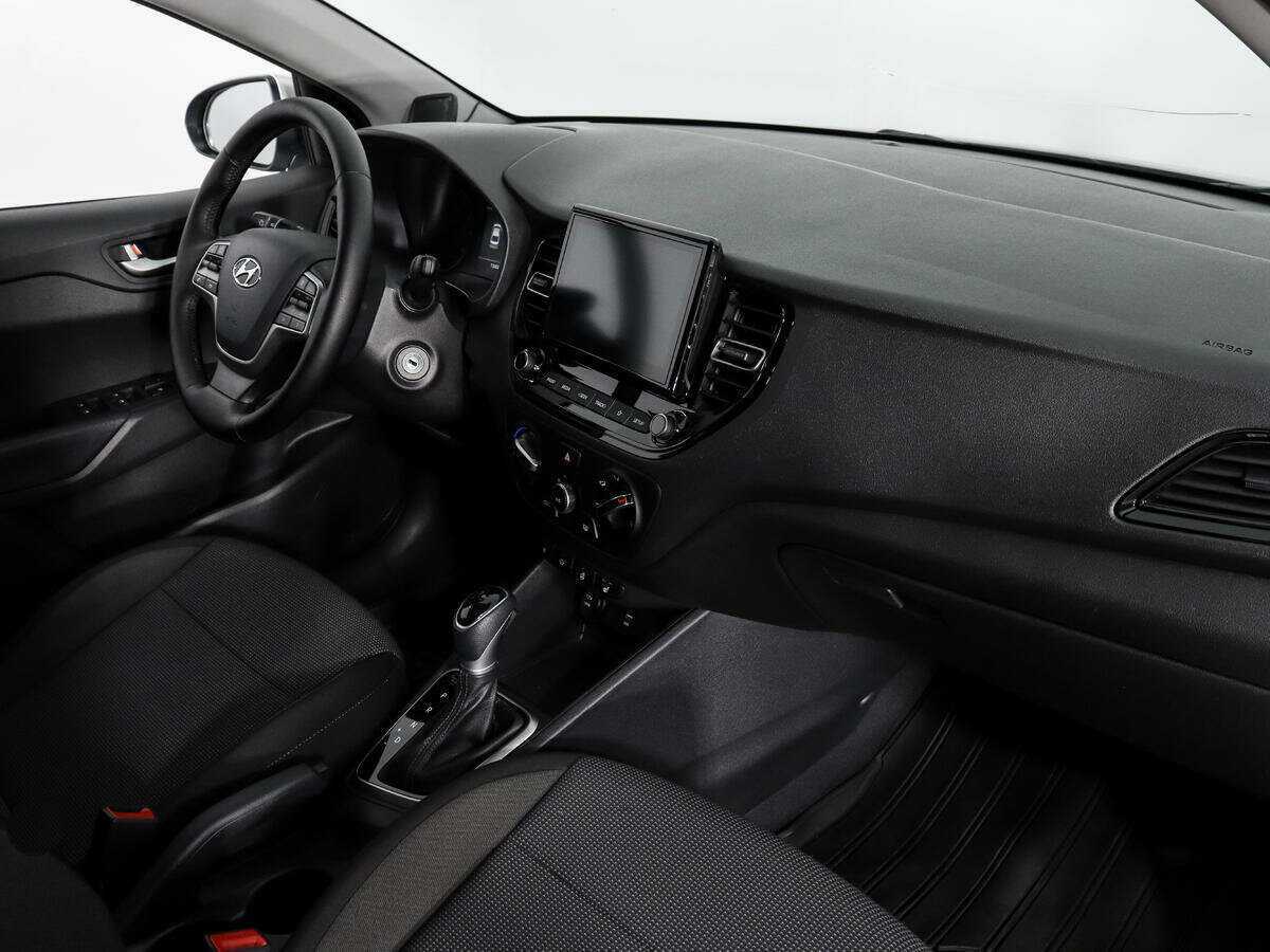 Hyundai Solaris 2021 года с пробегом. Фото: #9