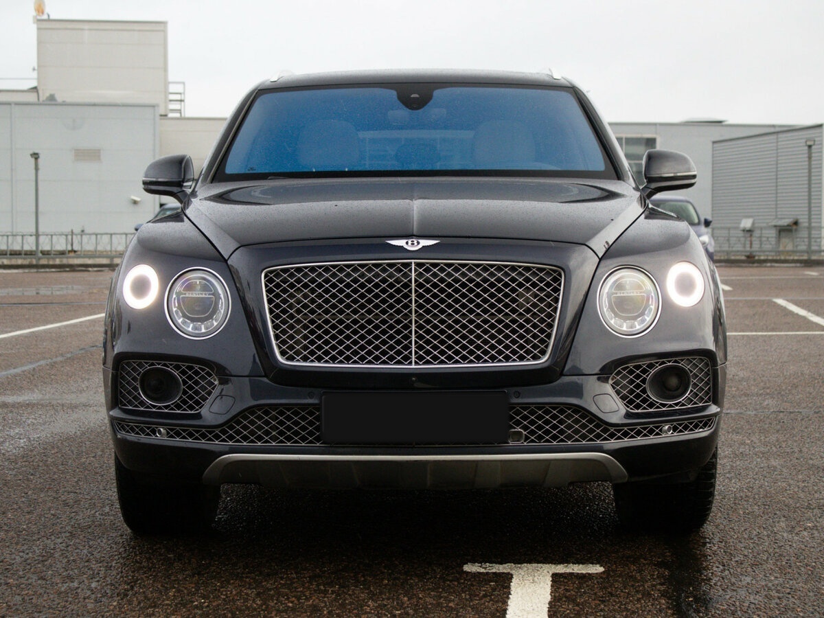 Bentley Bentayga 2016 года с пробегом. Фото: #1