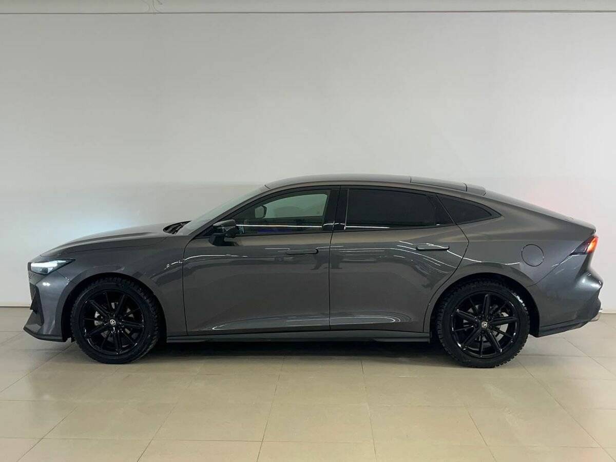 Changan UNI-V 2023 года с пробегом. Фото: #3