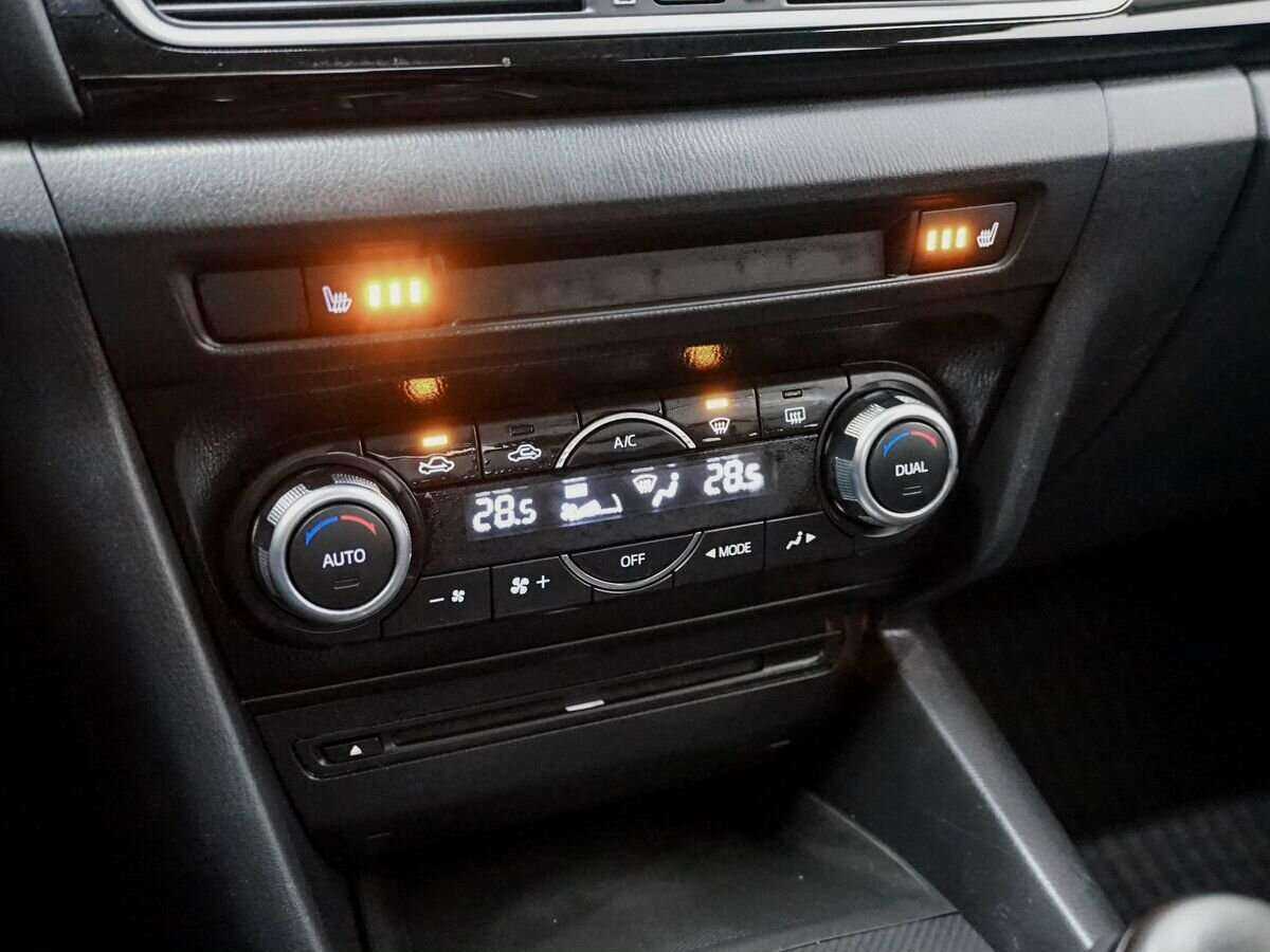 Mazda 3 2013 года с пробегом. Фото: #14