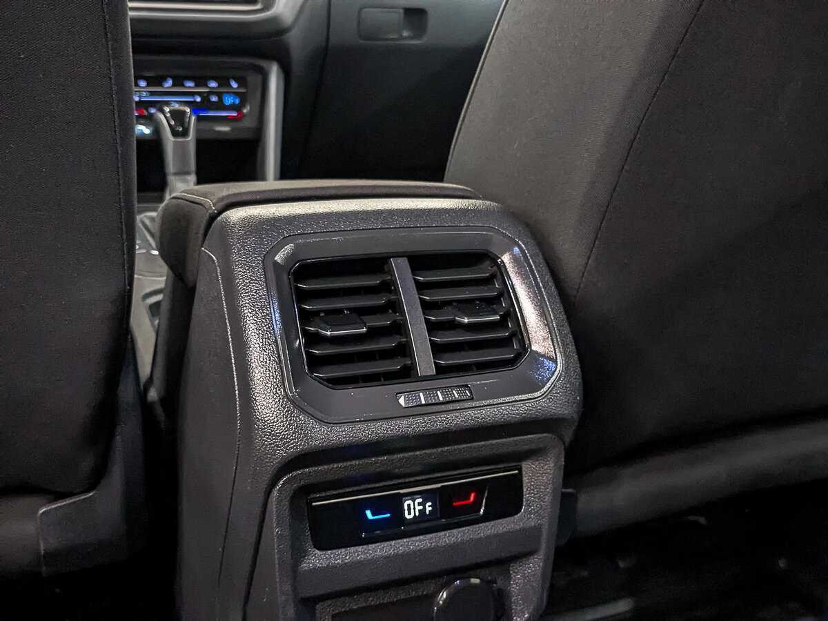 Volkswagen Tiguan 2021 года с пробегом. Фото: #22