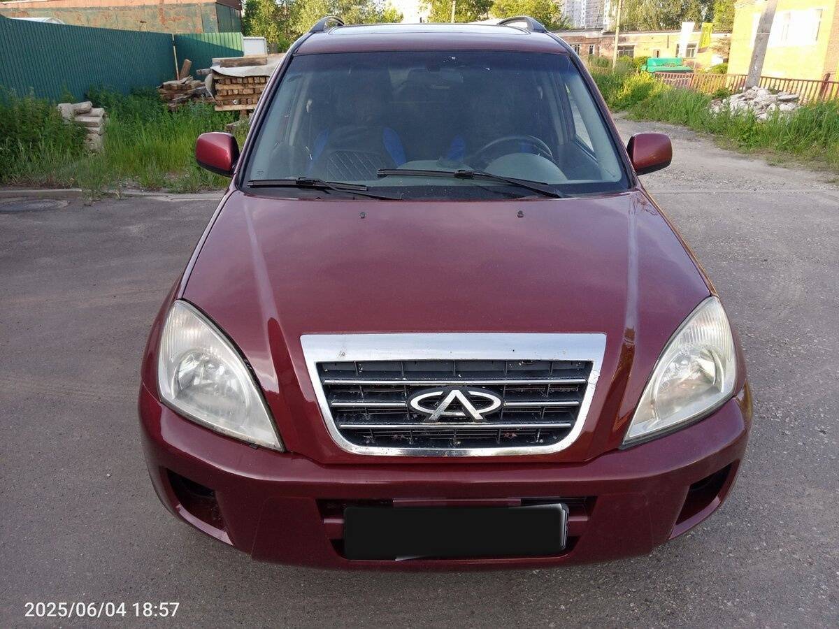 Chery Tiggo (T11) 2008 года с пробегом. Фото: #1