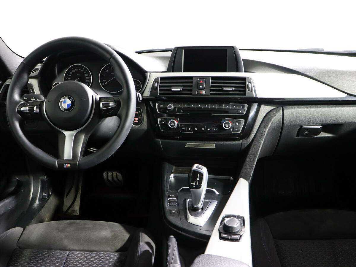 BMW 3 серии 2016 года с пробегом. Фото: #11