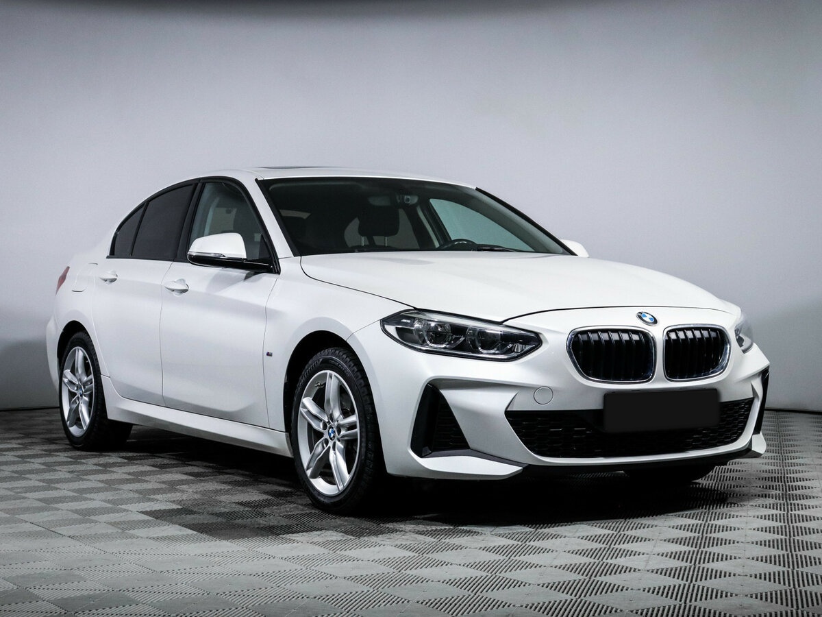 BMW 1 серии 2020 года с пробегом. Фото: #2