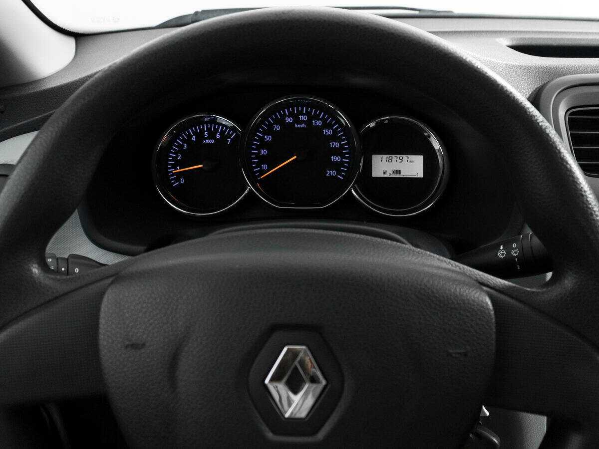 Renault Logan 2014 года с пробегом. Фото: #16