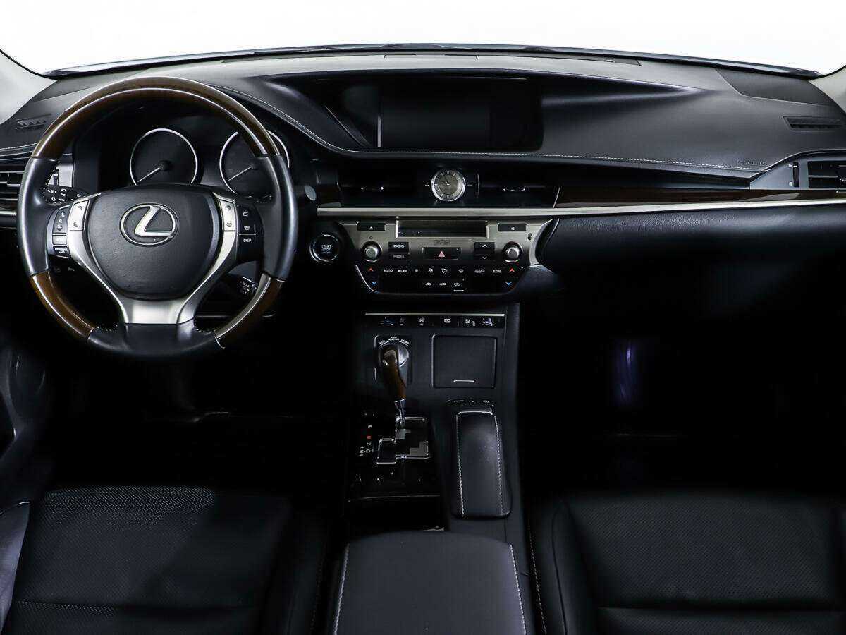 Lexus ES 2013 года с пробегом. Фото: #10