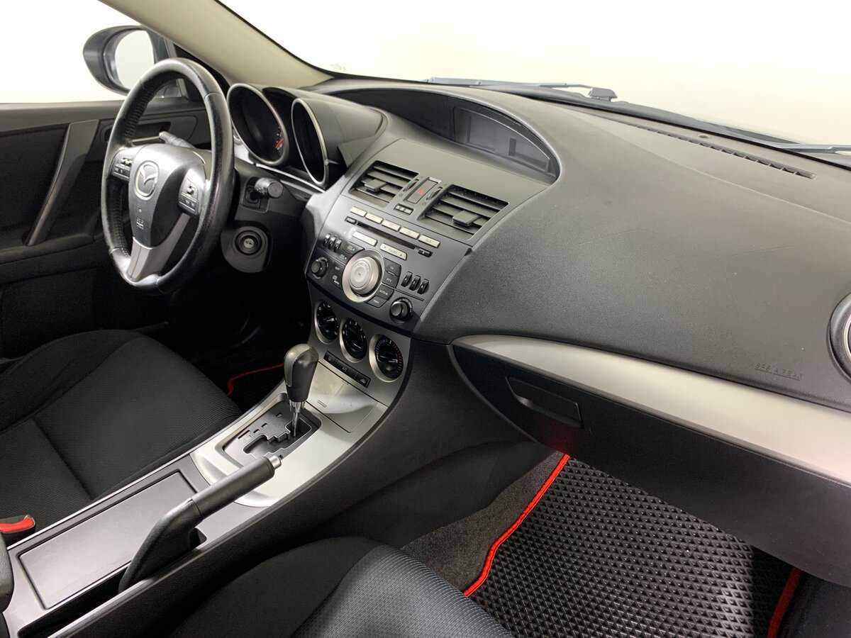 Mazda 3 2011 года с пробегом. Фото: #13