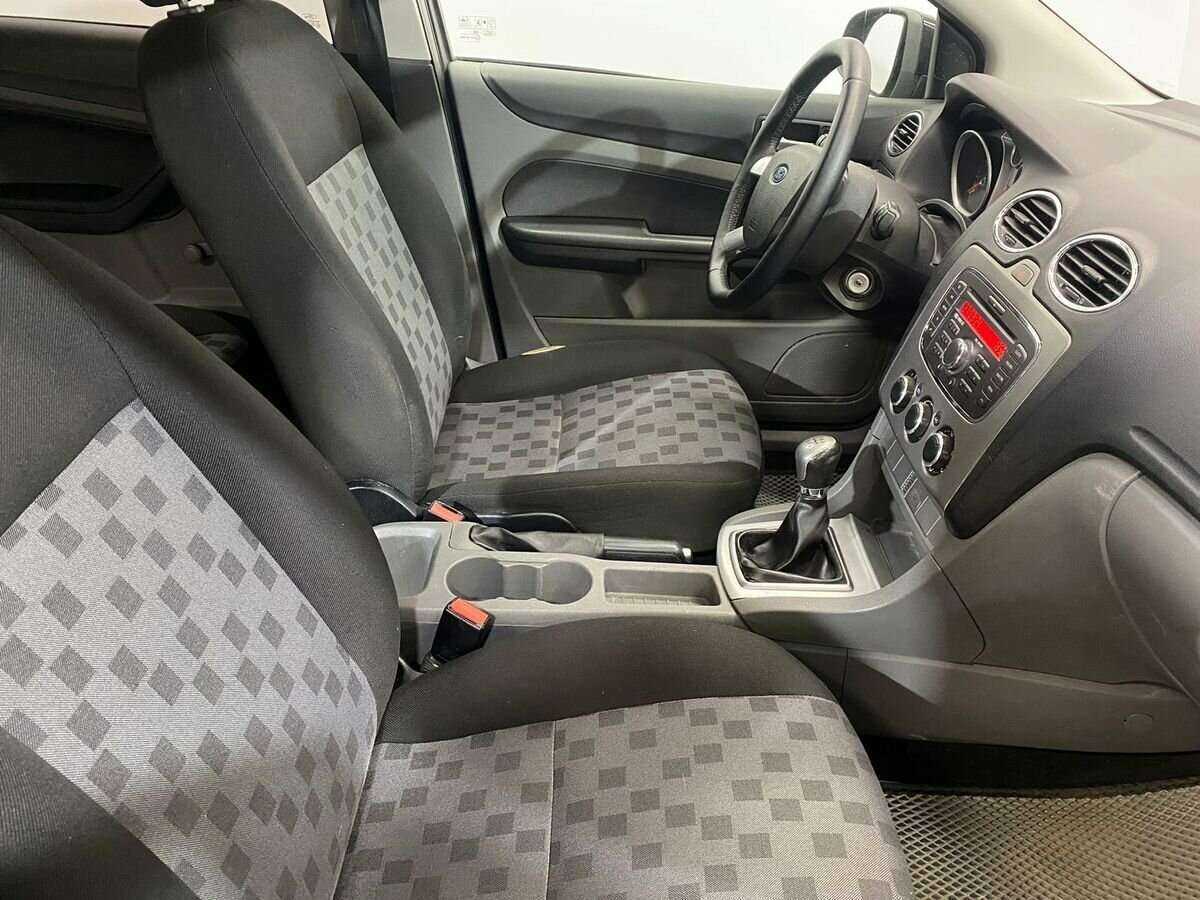 Ford Focus 2008 года с пробегом. Фото: #9