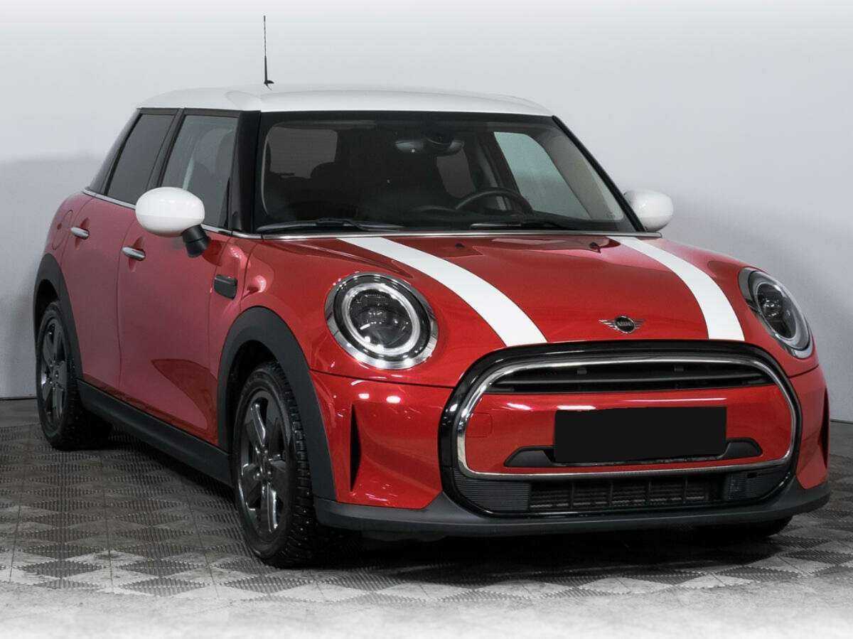 Mini Hatch 2021 года с пробегом. Фото: #2