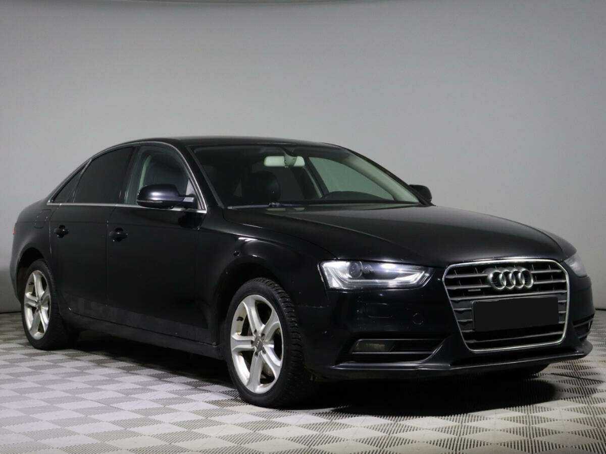 Audi A4 2012 года с пробегом. Фото: #2