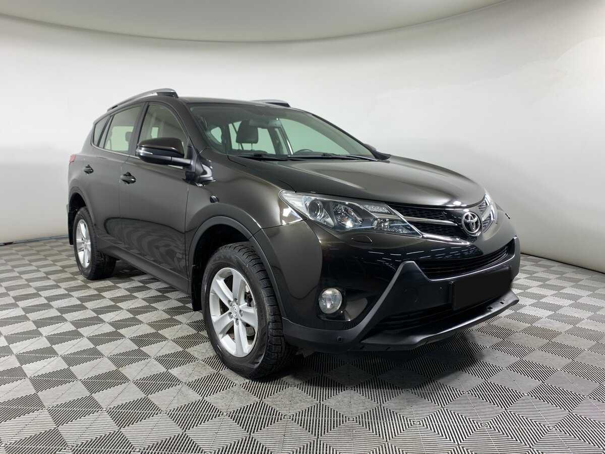 Toyota RAV4 2014 года с пробегом. Фото: #2