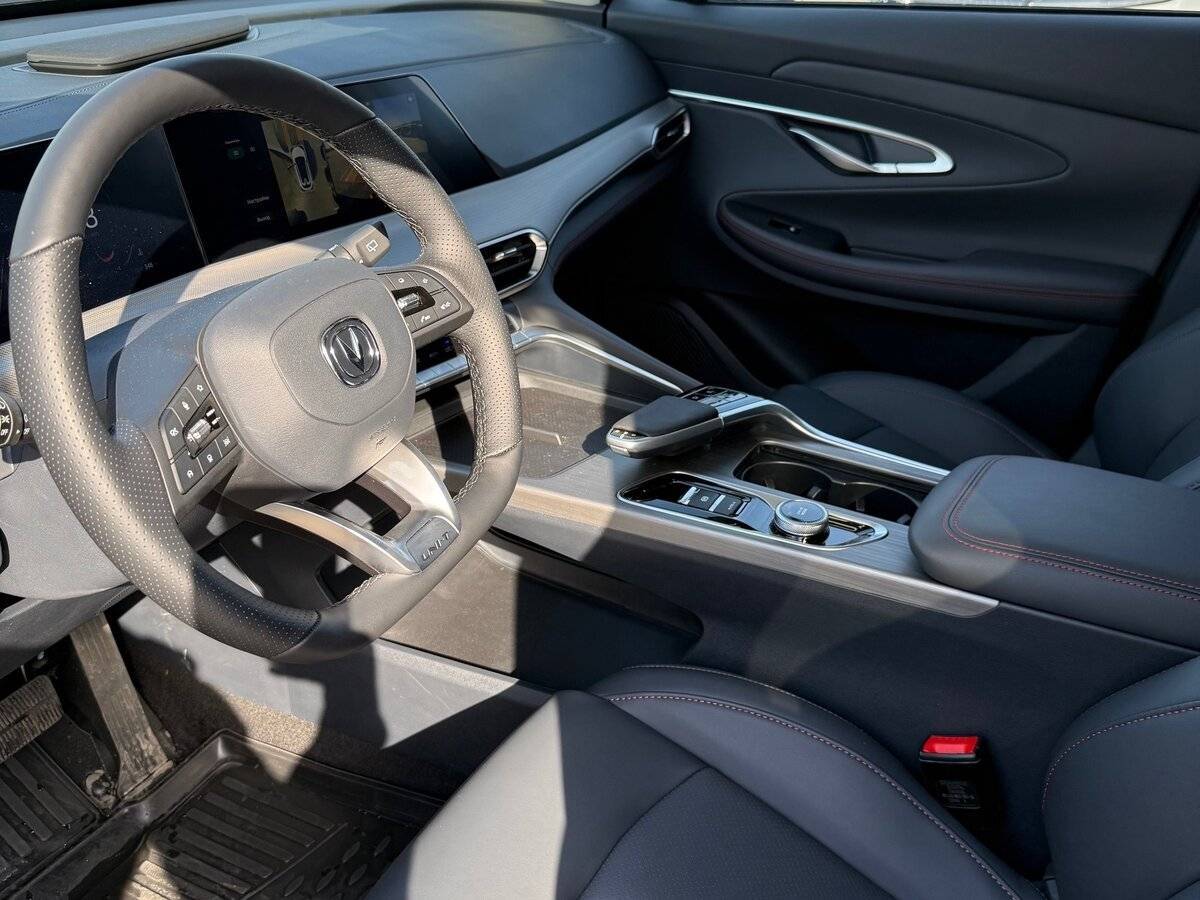 Changan UNI-T 2024 года с пробегом. Фото: #8