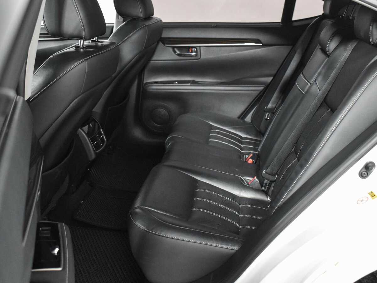 Lexus ES 2015 года с пробегом. Фото: #8