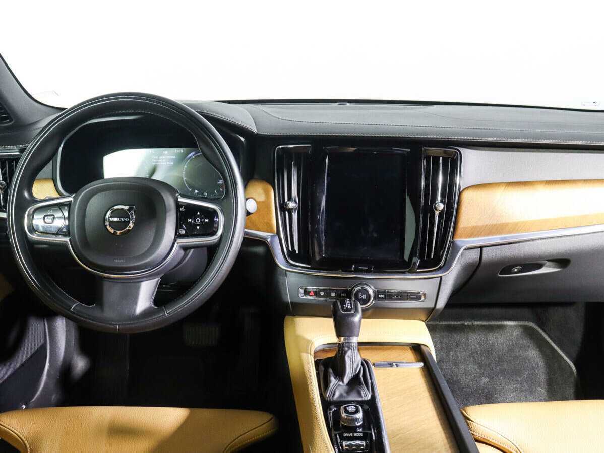 Volvo S90 2020 года с пробегом. Фото: #8