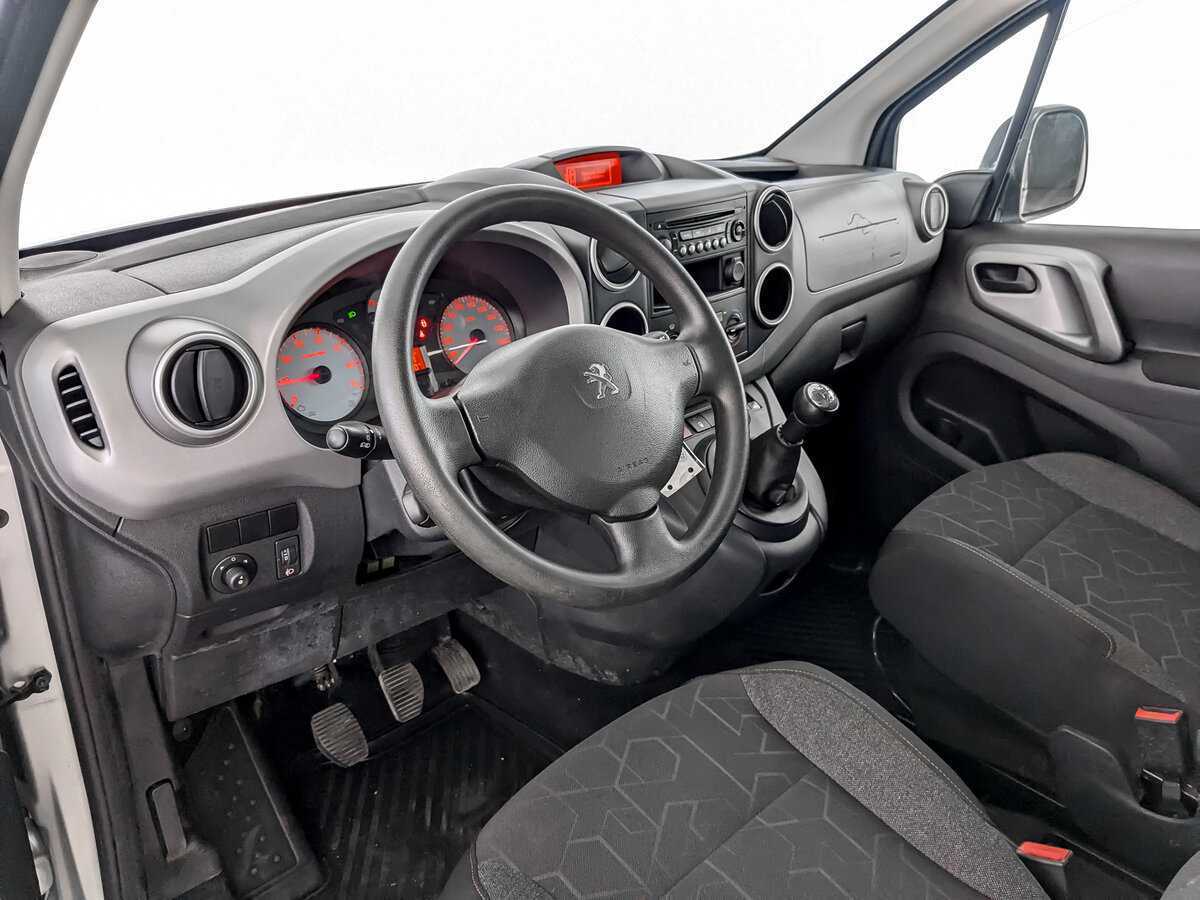 Peugeot Partner 2018 года с пробегом. Фото: #13