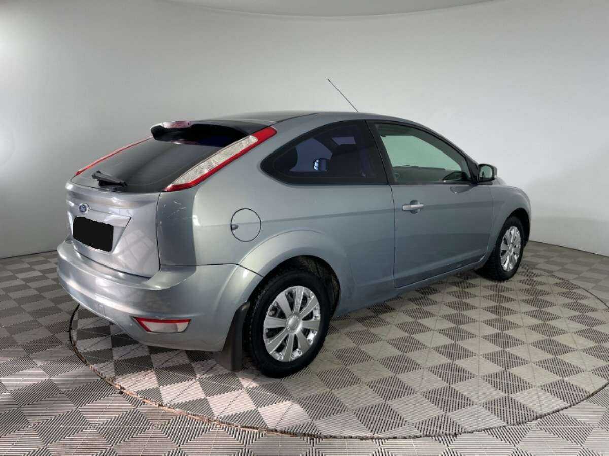 Ford Focus 2010 года с пробегом. Фото: #3